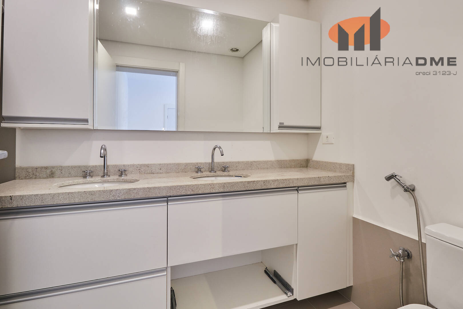 Apartamento à venda com 2 quartos, 105m² - Foto 34