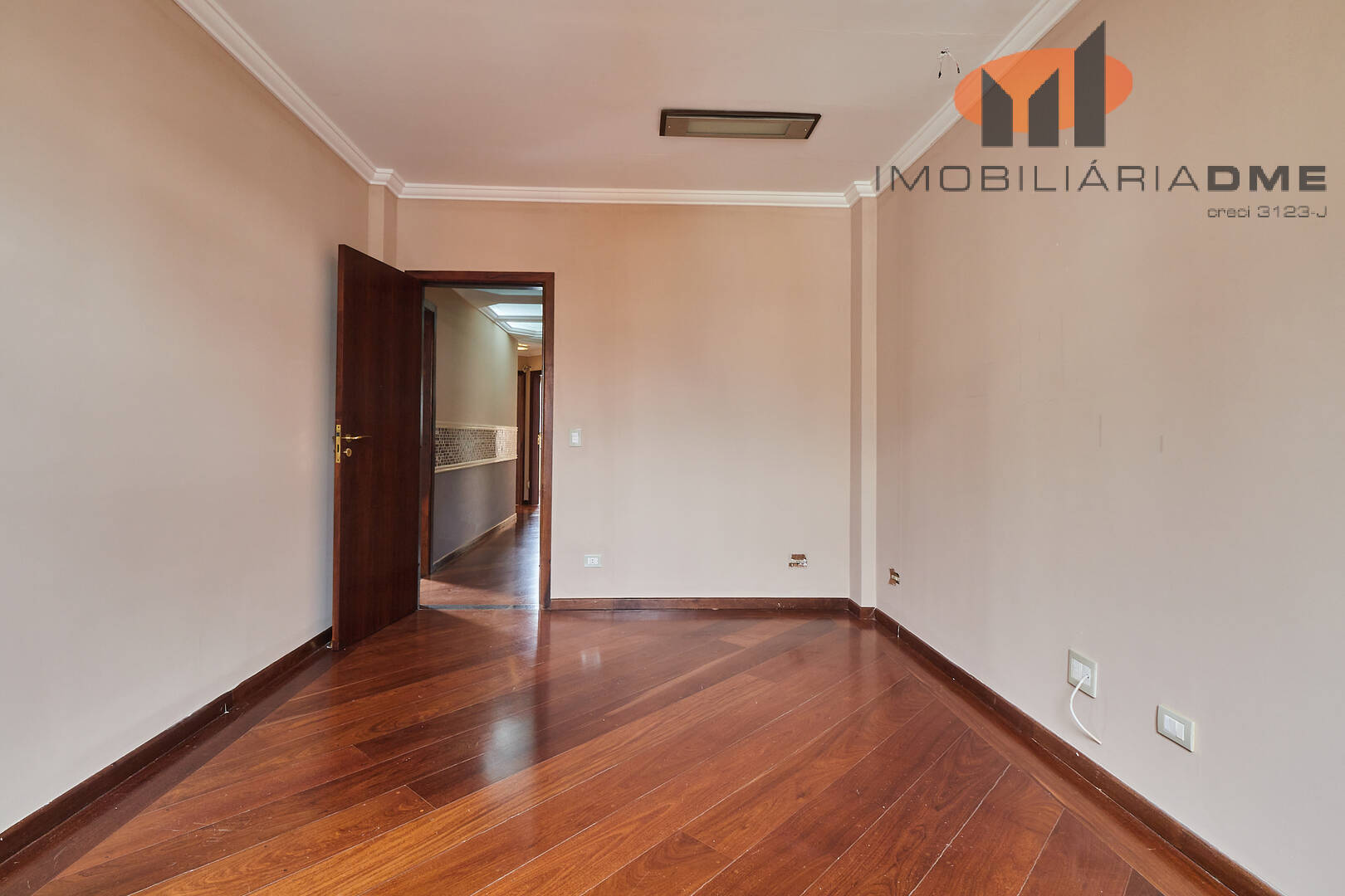 Cobertura à venda com 4 quartos, 360m² - Foto 29